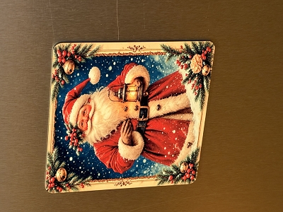 Traditional Santa with Lantern 3